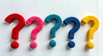 Die 5 meistgestellten Fragen (FAQ) zu Narzissmus