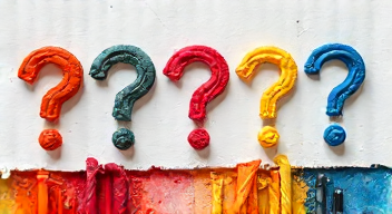 Die 5 meistgestellten Fragen (FAQ) zu Kunsttherapie